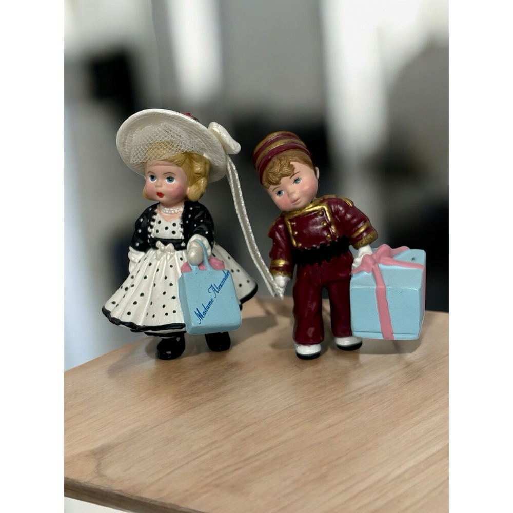 Hallmark Madame Alexander Merry Miniatures - Park Avenue Wendy‎ Alex the Bellhop